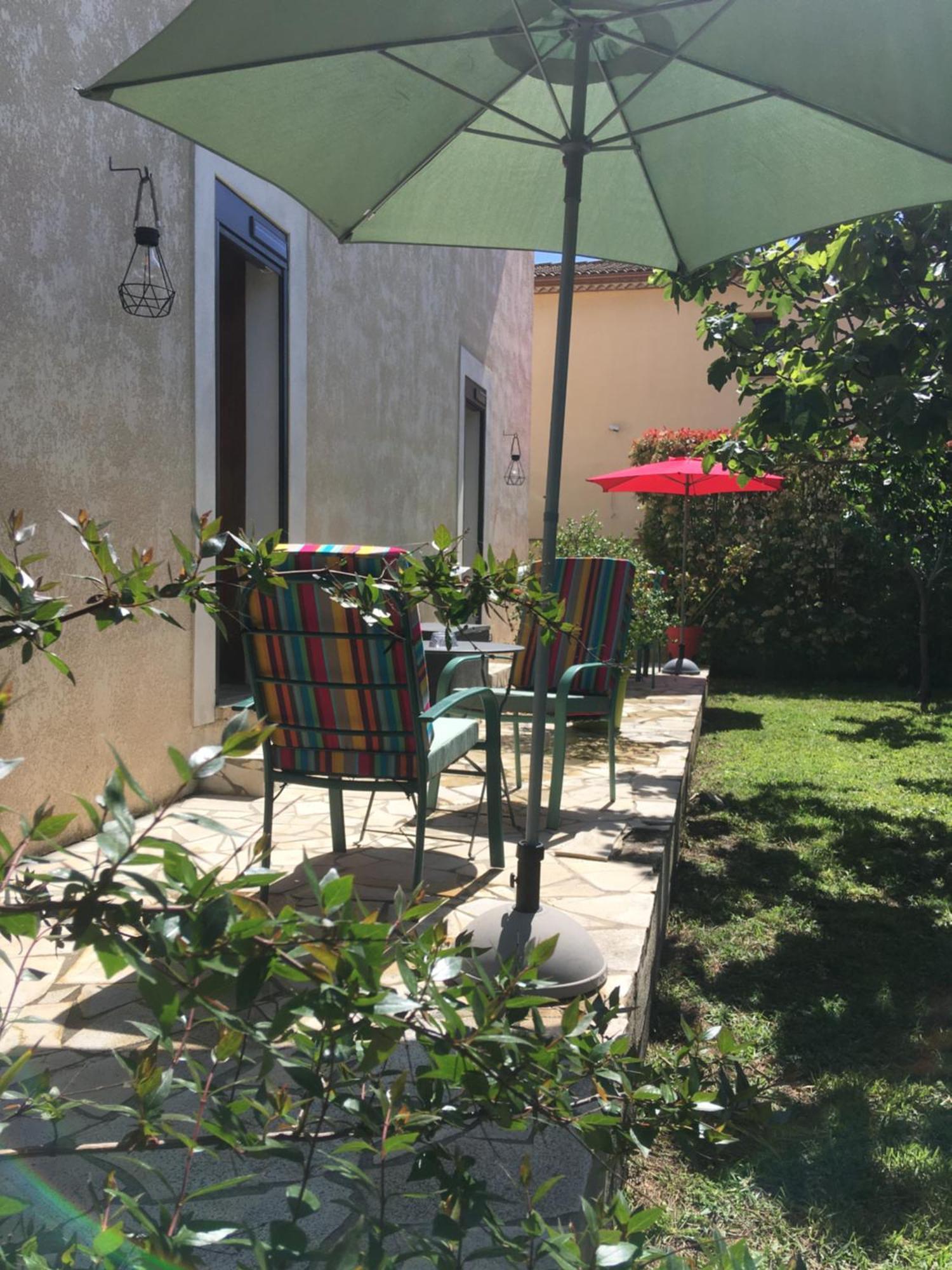 Les Villas Du Triangle - Chambres D'Hotes Nîmes Dış mekan fotoğraf